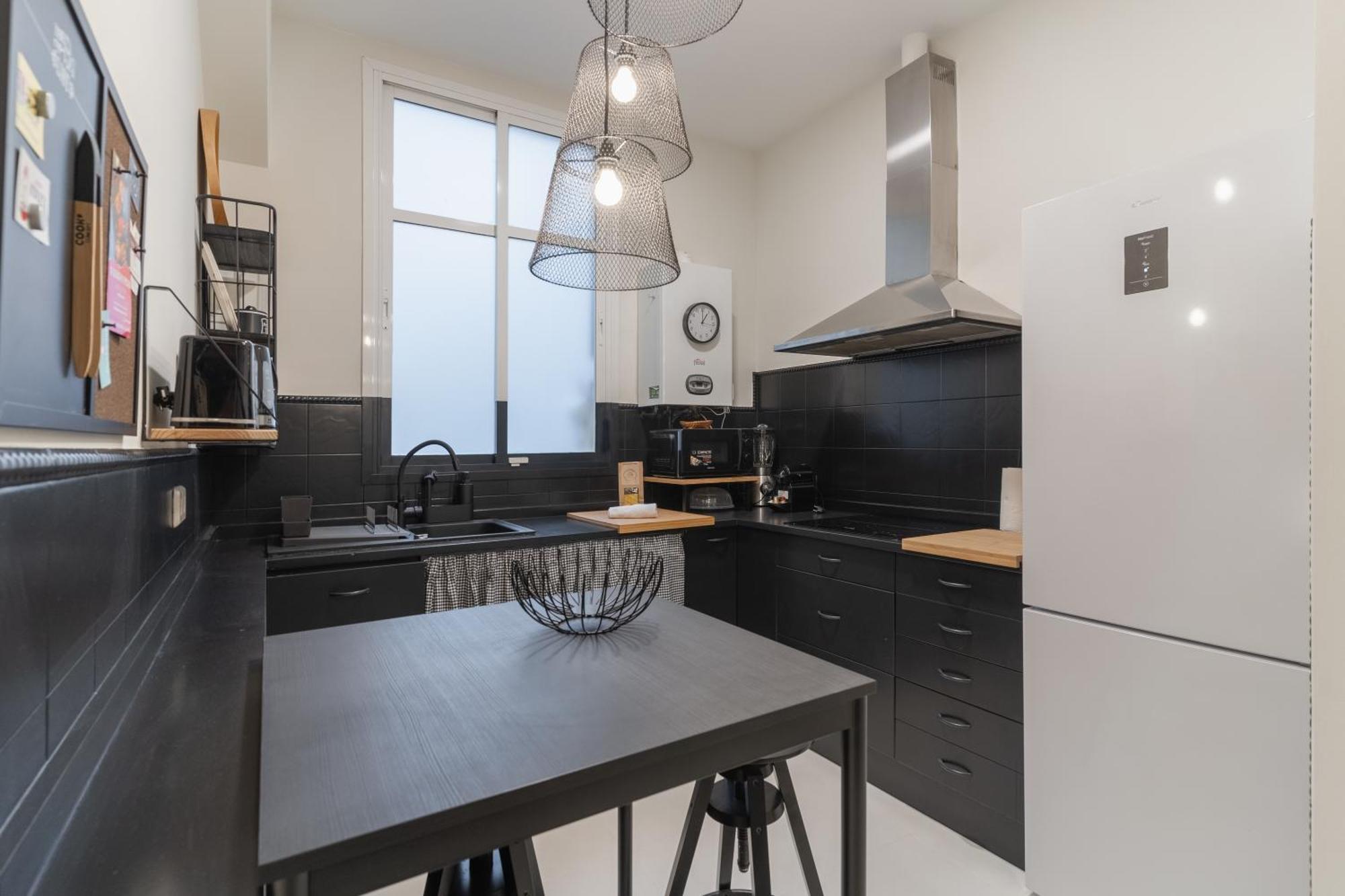 Spacious Modern-3bedrooms 2bathrooms-plaza Mayor Apartament *